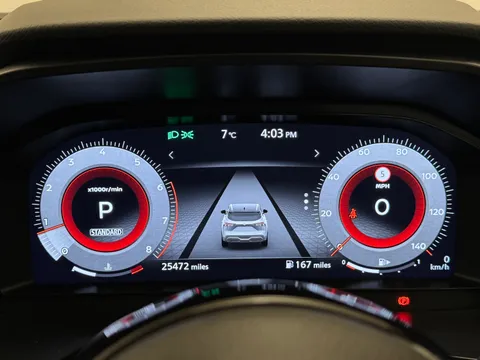 DX22YWA Nissan Qashqai 1.3 DiG-T MH 158 N-Connecta [Glass Rf] 5dr Xtronic Thumbnail #28