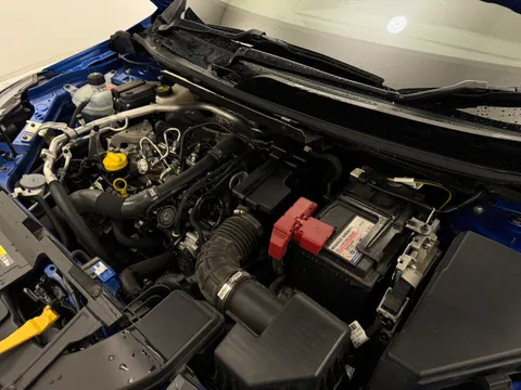 DX22YWA Nissan Qashqai 1.3 DiG-T MH 158 N-Connecta [Glass Rf] 5dr Xtronic Thumbnail #29