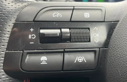 MJ74OER Hyundai Tucson 1.6T Hybrid N Line 5dr Auto Thumbnail #18