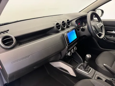 DP72HJC Dacia Duster 1.3 TCe 130 Prestige 5dr Thumbnail #12