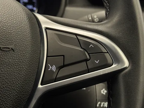 DP72HJC Dacia Duster 1.3 TCe 130 Prestige 5dr Thumbnail #22