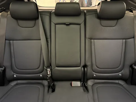 DX25XPE Hyundai Tucson 1.6T Hybrid Ultimate 5dr Auto Thumbnail #16