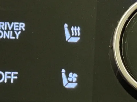 DX25XPE Hyundai Tucson 1.6T Hybrid Ultimate 5dr Auto Thumbnail #28