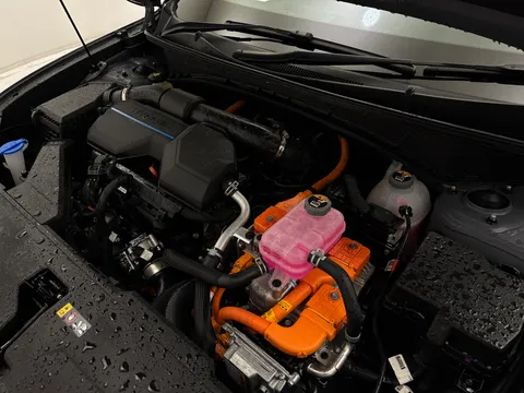 DX25XPE Hyundai Tucson 1.6T Hybrid Ultimate 5dr Auto Thumbnail #33