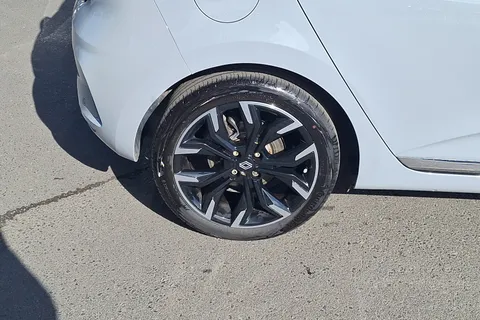 BK24OVA Renault Clio 1.0 TCe 90 Techno 5dr Thumbnail #5