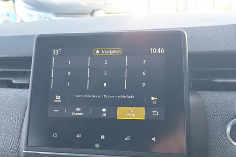 BK24OVA Renault Clio 1.0 TCe 90 Techno 5dr Thumbnail #34