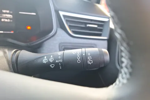 BK24OVA Renault Clio 1.0 TCe 90 Techno 5dr Thumbnail #30