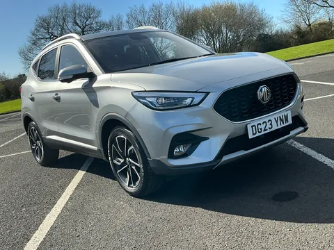 DG23YNW Mg Motor Uk Zs 1.5 VTi-TECH Exclusive 5dr Thumbnail #3