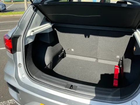 DG23YNW Mg Motor Uk Zs 1.5 VTi-TECH Exclusive 5dr Thumbnail #34