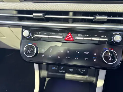 DV75AZA Hyundai Tucson 1.6T Hybrid Ultimate 5dr Auto Thumbnail #24