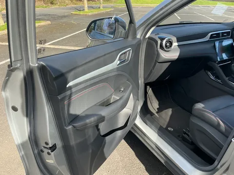 DH23LND Mg Motor Uk Zs 1.0T GDi Excite 5dr DCT Thumbnail #46