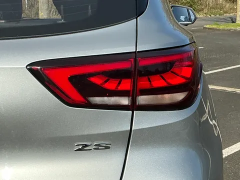 DH23LND Mg Motor Uk Zs 1.0T GDi Excite 5dr DCT Thumbnail #12