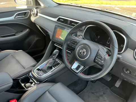 DH23LND Mg Motor Uk Zs 1.0T GDi Excite 5dr DCT Thumbnail #17