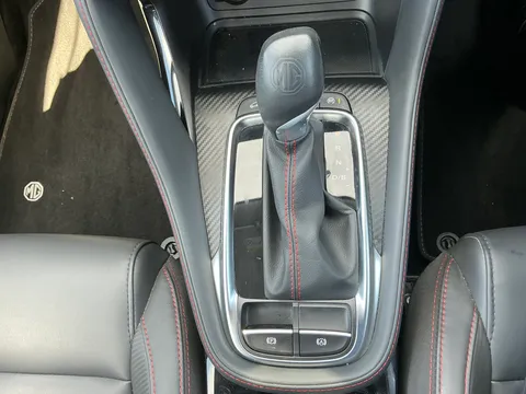 DH23LND Mg Motor Uk Zs 1.0T GDi Excite 5dr DCT Thumbnail #32