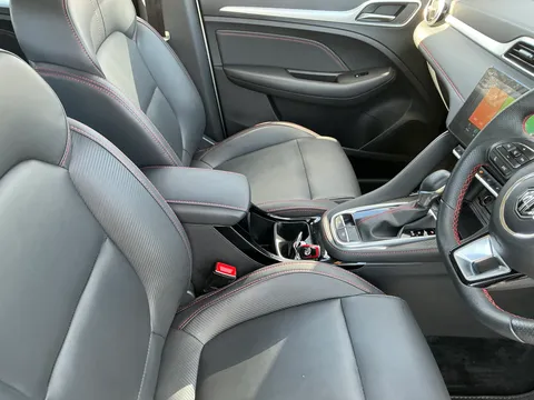 DH23LND Mg Motor Uk Zs 1.0T GDi Excite 5dr DCT Thumbnail #34