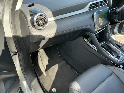 DH23LND Mg Motor Uk Zs 1.0T GDi Excite 5dr DCT Thumbnail #45