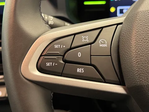 DS75XTR Dacia Duster 1.2 TCe 130 Journey 5dr Thumbnail #19