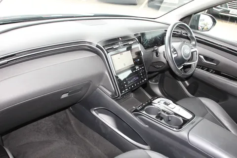 DE22EFM Hyundai Tucson 1.6 TGDi Hybrid 230 Ultimate 5dr 2WD Auto Thumbnail #9