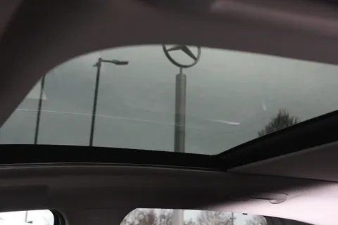 DE22EFM Hyundai Tucson 1.6 TGDi Hybrid 230 Ultimate 5dr 2WD Auto Thumbnail #11