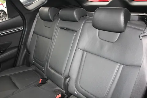 DE22EFM Hyundai Tucson 1.6 TGDi Hybrid 230 Ultimate 5dr 2WD Auto Thumbnail #12