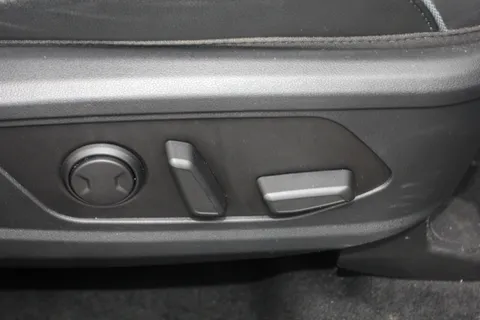 DE22EFM Hyundai Tucson 1.6 TGDi Hybrid 230 Ultimate 5dr 2WD Auto Thumbnail #22