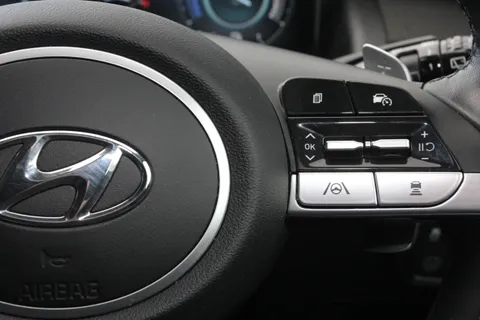 DE22EFM Hyundai Tucson 1.6 TGDi Hybrid 230 Ultimate 5dr 2WD Auto Thumbnail #26