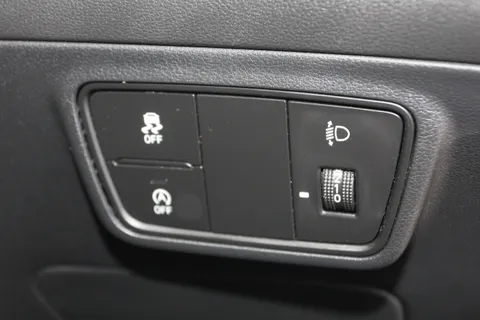 ET21ZZG Hyundai Tucson 1.6 TGDi Premium 5dr 2WD Thumbnail #21