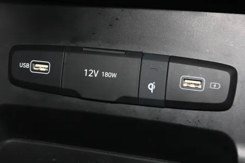 ET21ZZG Hyundai Tucson 1.6 TGDi Premium 5dr 2WD Thumbnail #31