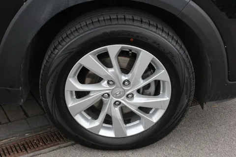 EX70YRG Hyundai Tucson 1.6 CRDi 48V MHD SE Nav 5dr 2WD Thumbnail #7