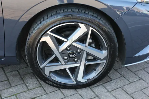 EA25AXW Hyundai i20 1.0T GDi Premium 5dr Thumbnail #7