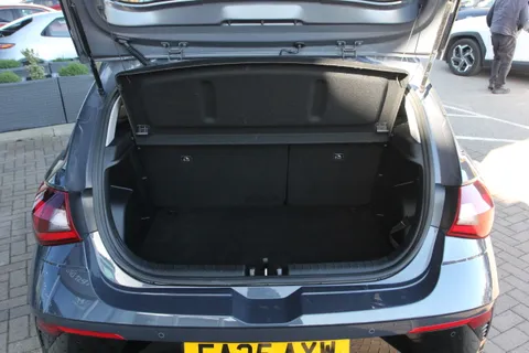 EA25AXW Hyundai i20 1.0T GDi Premium 5dr Thumbnail #13