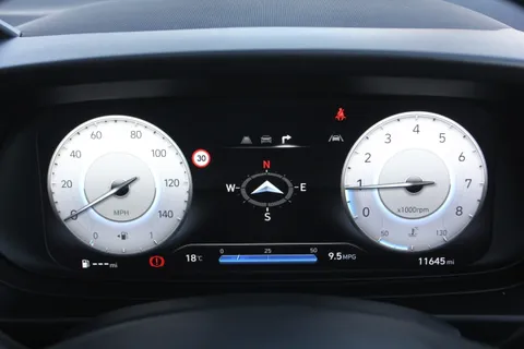 EA25AXW Hyundai i20 1.0T GDi Premium 5dr Thumbnail #18