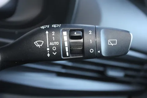 EA25AXW Hyundai i20 1.0T GDi Premium 5dr Thumbnail #22