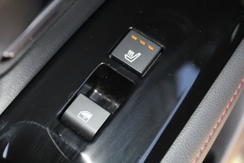 EA74DKV Hyundai Tucson 1.6T Plug-in Hybrid N Line S 5dr 4WD Auto Thumbnail #14