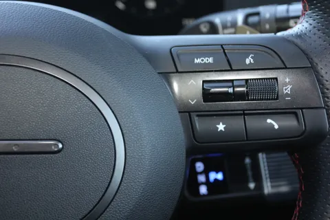 EA74DKV Hyundai Tucson 1.6T Plug-in Hybrid N Line S 5dr 4WD Auto Thumbnail #26