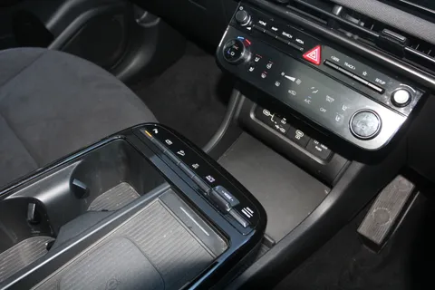 EA74DKV Hyundai Tucson 1.6T Plug-in Hybrid N Line S 5dr 4WD Auto Thumbnail #30