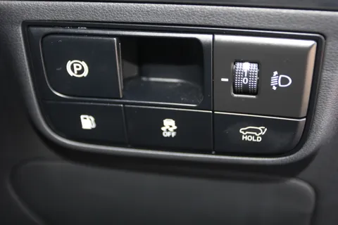 EF24VDD Hyundai Tucson 1.6T Plug-in Hybrid Premium 5dr 4WD Auto Thumbnail #19