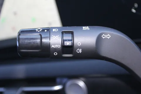 EF24VDD Hyundai Tucson 1.6T Plug-in Hybrid Premium 5dr 4WD Auto Thumbnail #25