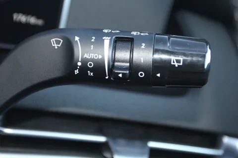 EF24VDD Hyundai Tucson 1.6T Plug-in Hybrid Premium 5dr 4WD Auto Thumbnail #26