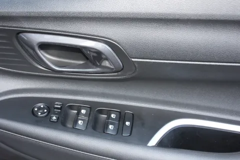 MV75XEB Hyundai Bayon 1.0 TGDi [90] Tech Line 5dr DCT Thumbnail #15