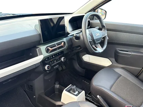 NA74XKF Dacia Spring 27kWh Extreme 65 48kW 5dr Auto Thumbnail #5