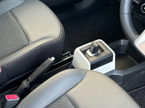 NA74XKF Dacia Spring 27kWh Extreme 65 48kW 5dr Auto Thumbnail #16