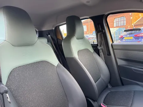 NA74XKF Dacia Spring 27kWh Extreme 65 48kW 5dr Auto Thumbnail #18