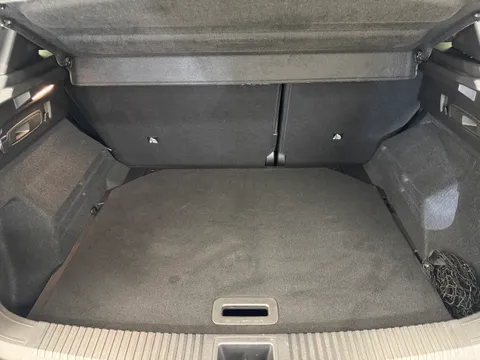 PK75ZTG Renault Austral E-Tech Full Hybrid Techno Esprit Alpine 5dr Auto Thumbnail #8