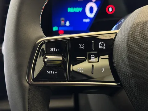 PK75ZTG Renault Austral E-Tech Full Hybrid Techno Esprit Alpine 5dr Auto Thumbnail #20