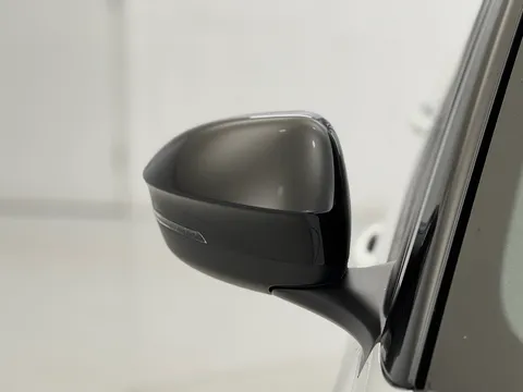 PK75ZTG Renault Austral E-Tech Full Hybrid Techno Esprit Alpine 5dr Auto Thumbnail #32