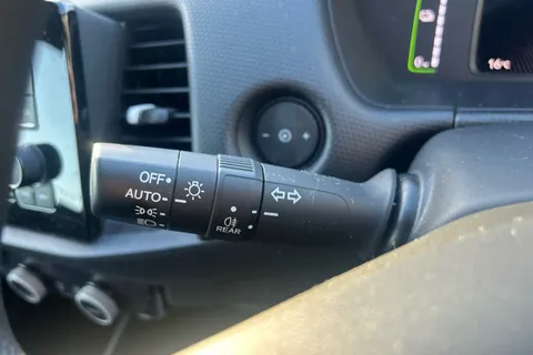 DE22AXD Honda Jazz 1.5 i-MMD Hybrid SE 5dr eCVT Thumbnail #21