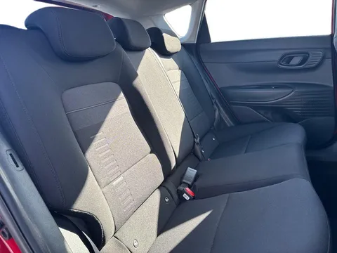 DT24EKR Hyundai Bayon 1.0 TGDi Advance 5dr Thumbnail #12
