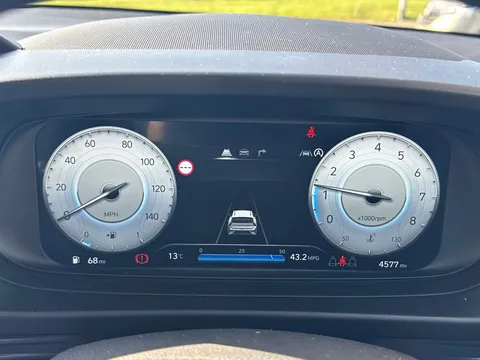 DT24EKR Hyundai Bayon 1.0 TGDi Advance 5dr Thumbnail #13