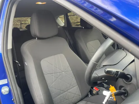 MW73YHM Hyundai Bayon 1.0 TGDi 48V MHEV Premium 5dr Thumbnail #7